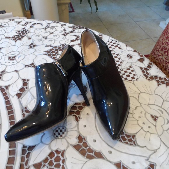 Prada Black Patent Leather Ankle Boots Size 36.5M - Picture 1 of 16
